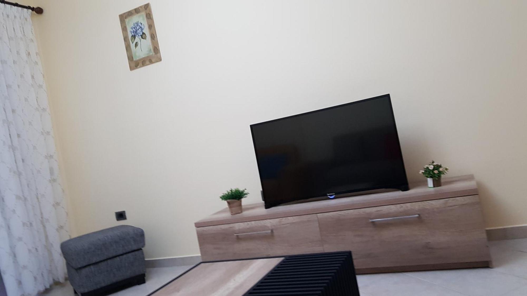 Relax Apartments Golem Голем Экстерьер фото